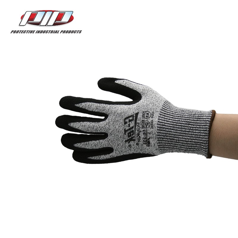 PIP 16-333掌浸丁腈防割手套圖片1 PIP 16-333掌浸丁腈防割手套圖片1