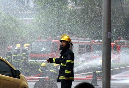 用水稀釋易燃氣體